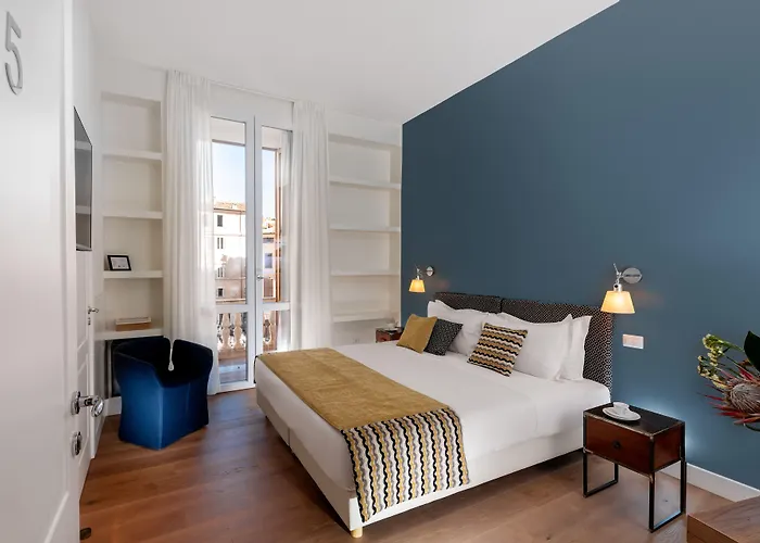 Corso Vittorio 308 4*