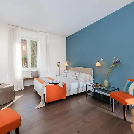 Corso Vittorio 308 לינה וארוחת בוקר 4*